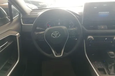 Toyota RAV4 2020, 62400 км, за 15718 USD - фото 13