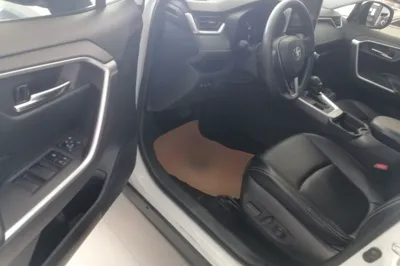 Toyota RAV4 2020, 62400 км, за 15718 USD - фото 18