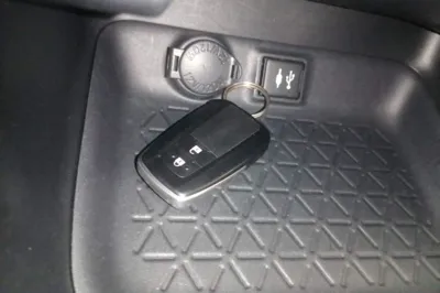 Toyota RAV4 2020, 62400 км, за 15718 USD - фото 23