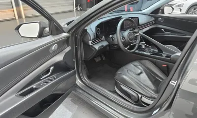 Hyundai Avante 2021, 46386 км, за 10671.08 USD - фото 10