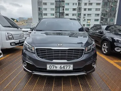 Kia Canival · 2016 год