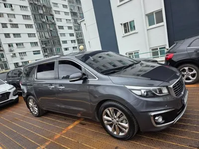 Kia Canival 2016, 99000 км, за 8338.77 USD