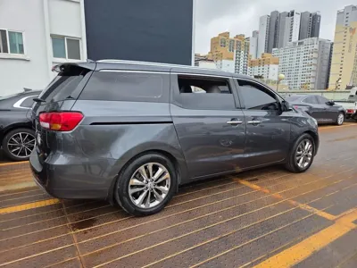 Kia Canival 2016, 99000 км, за 8338.77 USD