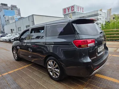 Kia Canival 2016, 99000 км, за 8338.77 USD