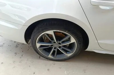 Audi A4L 2020, 53099 км, за 21869 USD - фото 12