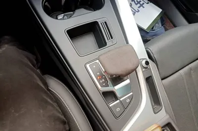 Audi A4L 2020, 53099 км, за 21869 USD - фото 17