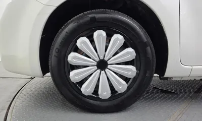 Nissan Cube 2012, 141170 км, за 2797.3 USD