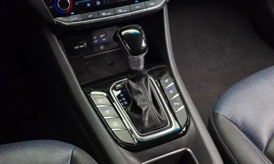 Hyundai Ioniq 2019, 130126 км, за 6967.5 USD - фото 9