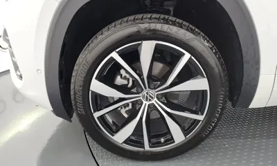 Volkswagen Atlas 2025, 4880 км, за 37834.98 USD