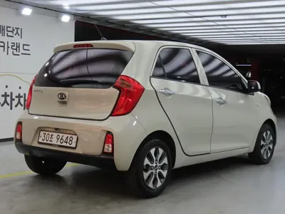 Kia Morning 2016, 109173 км, за 2822.63 USD