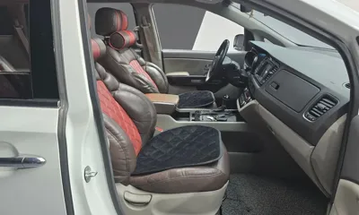 Kia Canival 2016, 122631 км, за 7862.57 USD - фото 10