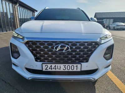 Hyundai Santafe 2020, 131500 км, за 15547.76 USD