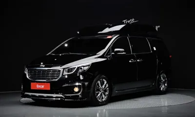 Kia Canival · 2017 год