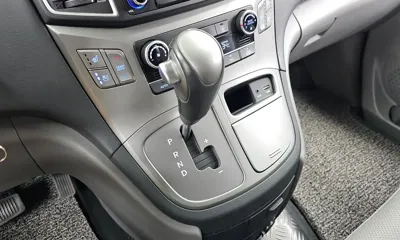 Hyundai Starex 2021, 88621 км, за 12945.63 USD - фото 9