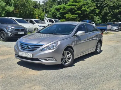 Hyundai Sonata · 2013 год