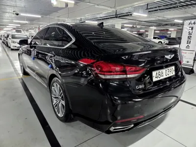 Genesis G80 2017, 136824 км, за 8589.36 USD