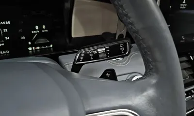 Lincoln Navigator 2019, 66042 км, за 37480.2 USD - фото 9