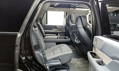 Lincoln Navigator 2019, 66042 км, за 37480.2 USD - фото 11