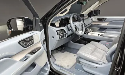 Lincoln Navigator 2019, 66042 км, за 37480.2 USD - фото 12
