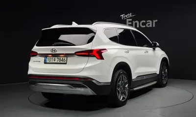 Hyundai Santafe 2022, 61030 км, за 19450.97 USD