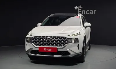 Hyundai Santafe 2022, 61030 км, за 19450.97 USD