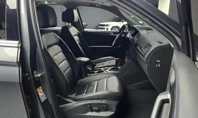 Volkswagen Tiguan 2020, 157199 км, за 17001.44 USD - фото 10