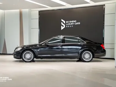 Mercedes-Benz S-Class 2013, 95000 км, за 38227.63 USD