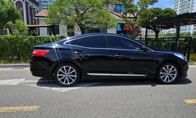 Hyundai Grandeur 2016, 147809 км, за 4430.88 USD