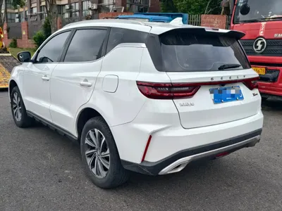 Geely Vision X6 2022, 37000 км, за 12442.41 USD