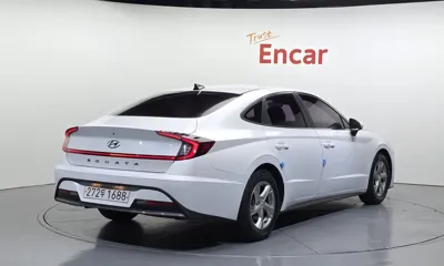 Hyundai Sonata 2020, 134792 км, за 8782.21 USD