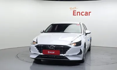 Hyundai Sonata 2020, 134792 км, за 8782.21 USD