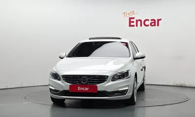 Volvo S60 2018, 109179 км, за 6055.87 USD