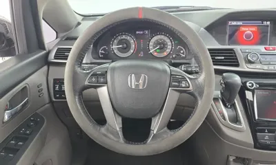 Honda Odyssey 2014, 94535 км, за 7667.91 USD - фото 13