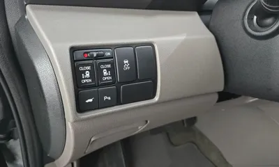 Honda Odyssey 2014, 94535 км, за 7667.91 USD - фото 20