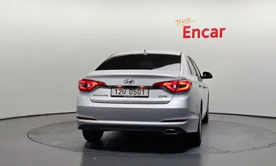 Hyundai Sonata 2017, 124538 км, за 5798.05 USD