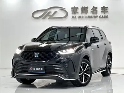 Toyota Crown Kluger · 2024 год