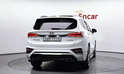 Hyundai Santafe 2019, 81127 км, за 15032.17 USD