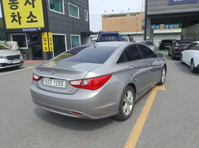 Hyundai Sonata 2010, 130473 км, за 1953.51 USD