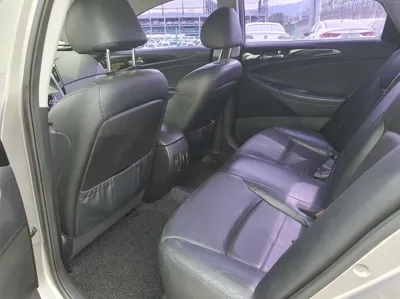 Hyundai Sonata 2010, 130473 км, за 1951.6 USD - фото 8