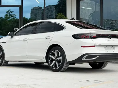 Volkswagen Lamando