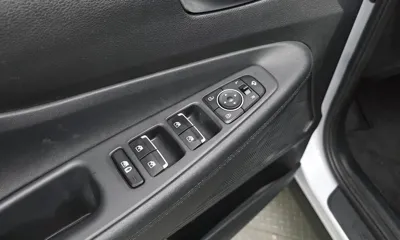 Hyundai Santafe 2022, 10708 км, за 17133.56 USD - фото 28