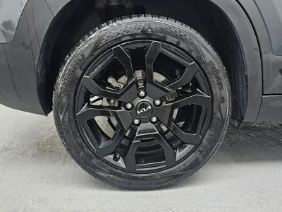 Kia Seltos 2024, 34893 км, за 14866.2 USD