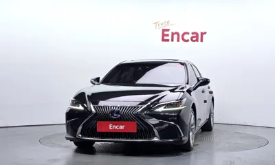 Lexus ES 2021, 129664 км, за 20940 USD