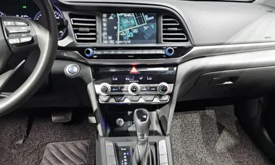 Hyundai Avante 2019, 90780 км, за 8269.84 USD - фото 12