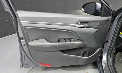 Hyundai Avante 2019, 90780 км, за 8269.84 USD - фото 24