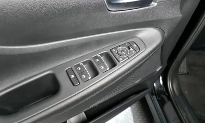 Hyundai Santafe 2022, 42803 км, за 15628.67 USD - фото 30