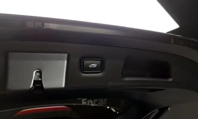 Hyundai Santafe 2022, 42803 км, за 15628.67 USD - фото 34