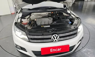Volkswagen Tiguan 2013, 110380 км, за 6379.9 USD - фото 6