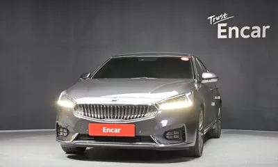 Kia K7 2017, 171740 км, за 4942.37 USD