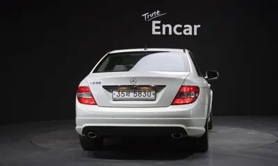 Mercedes-Benz C-Class 2008, 123042 км, за 3246.16 USD